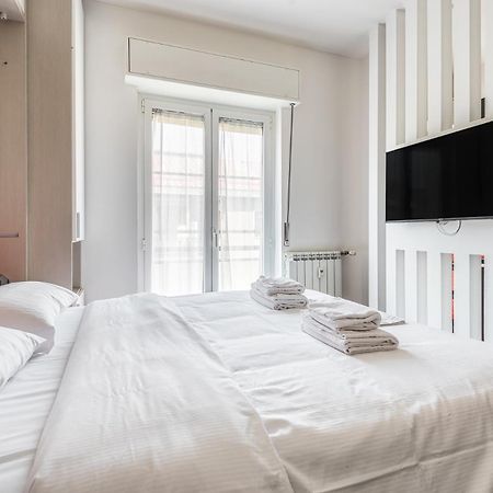 Milano 2 Pax Wi-Fi Via Tartini 13C Apartment Luaran gambar